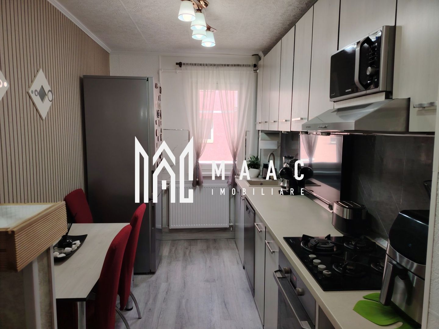 Apartament 3 camere I Renovat I Etaj 2 I Pivniță I  V. Aaron - Poză 2