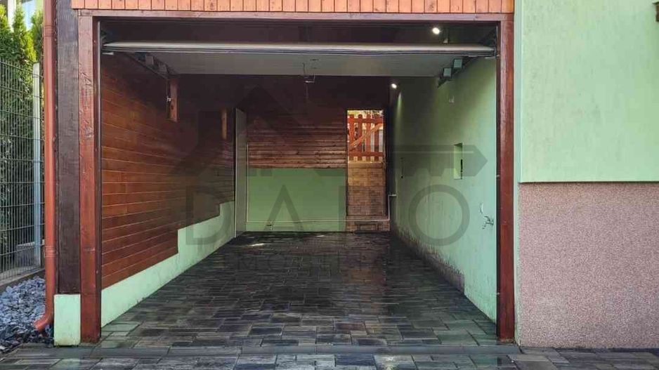 Casă Livezeni 815 mp teren, casa primitoare ,la doar 5 minute de oraș. - Poză 10