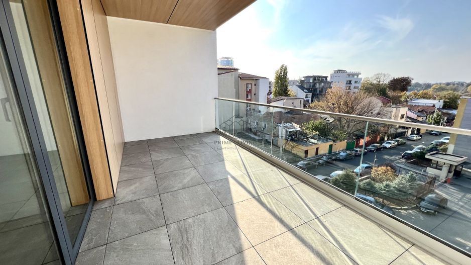 APARTAMENT DEOSEBIT CU 3 CAMERE LA VANZARE CU VEDERE LA LAC - Poză 17