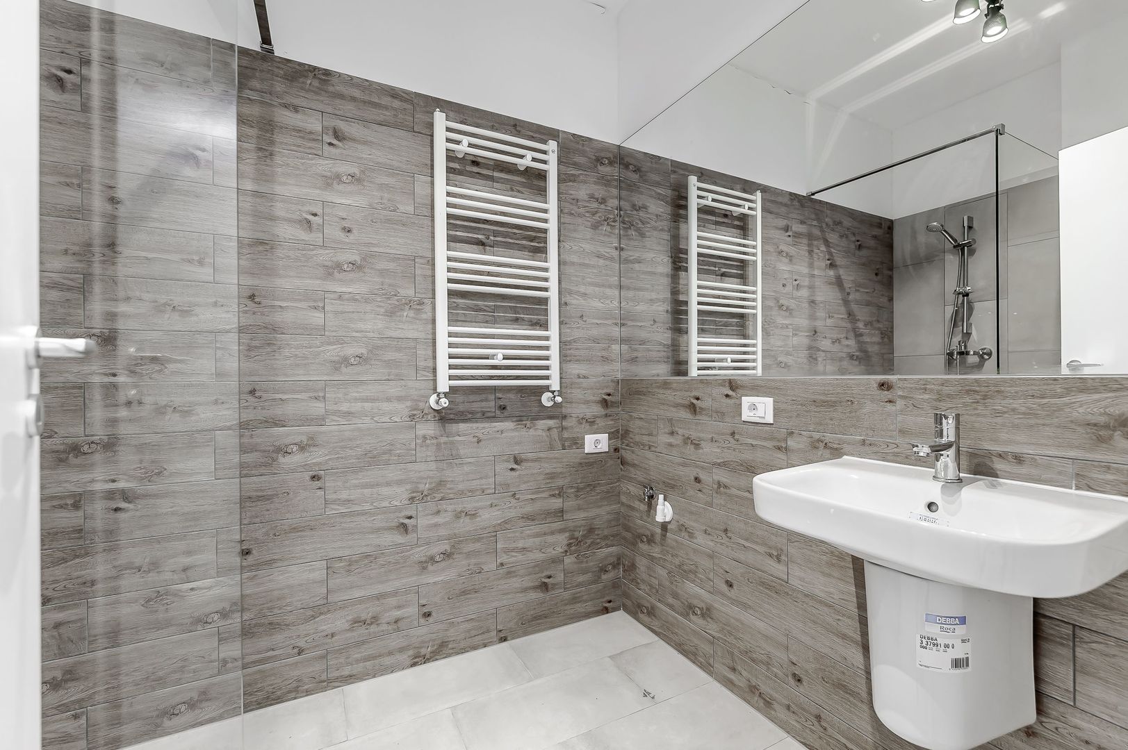 Apartament  4 camere cu gradina  Ared City  R35 - Poză 19