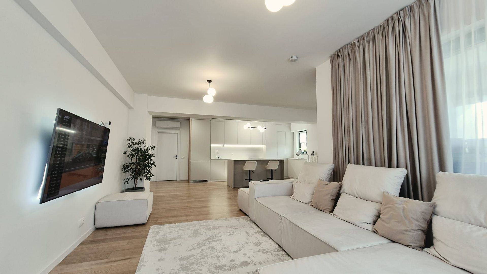 3 camere metrou, Upground, 106 mp utili , 124 mp cu 2 balcoan - Poză 4