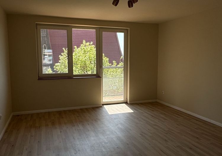 BRASADAS vinde ap 3 cam etaj 3/4 zona Burdea. - Poză 2