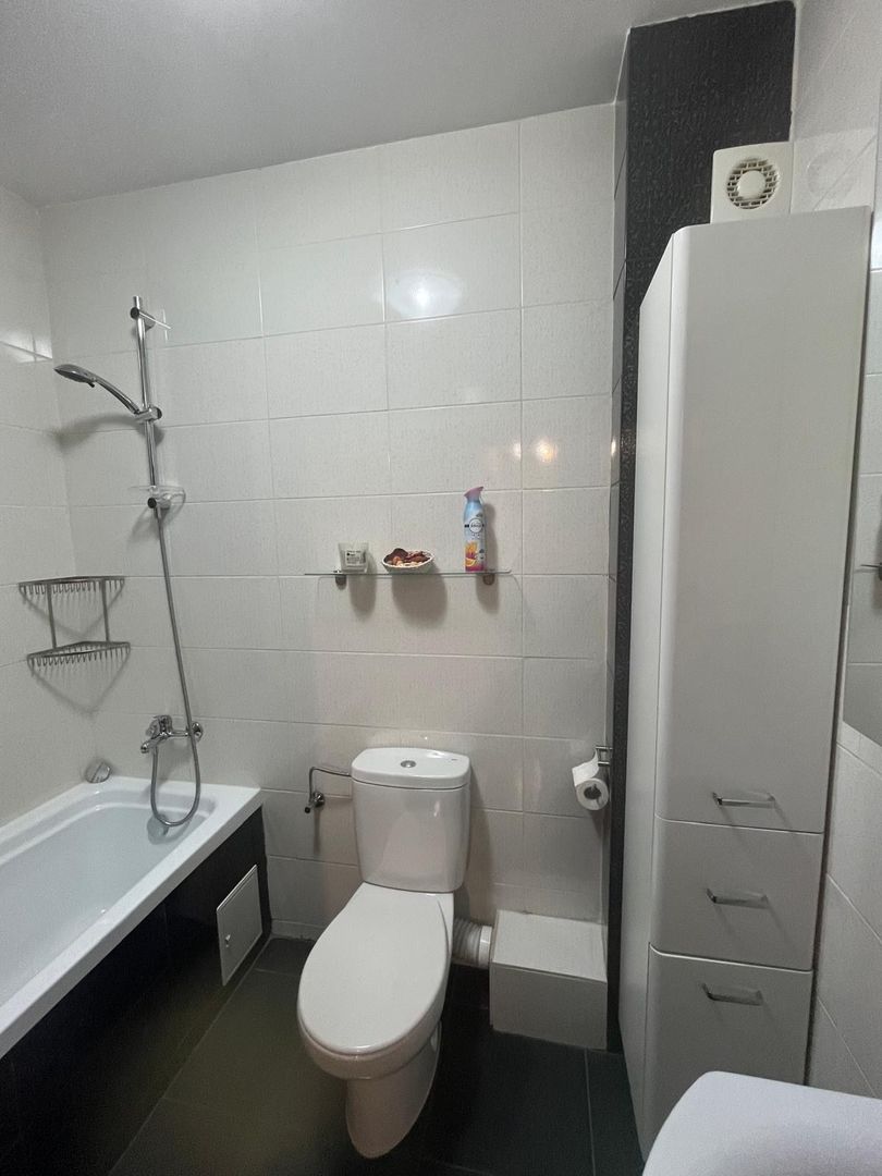 Apartament elegant cu trei camere, Metalurgiei, 167.000 negociabil - Poză 10