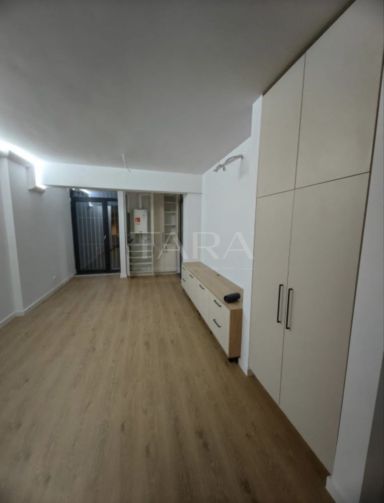 Apartament cu priveliște superbă, zona Vivo - Poză 2