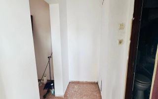 2 camere | Favorit | 56mp | 1982 - Poză 6