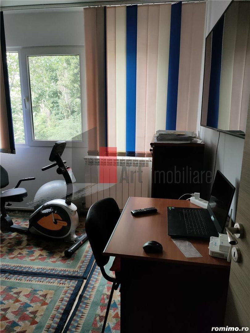 Vânzare apartament semidecomandat 4 camere cu centrală Bd. Obregia - Poză 15