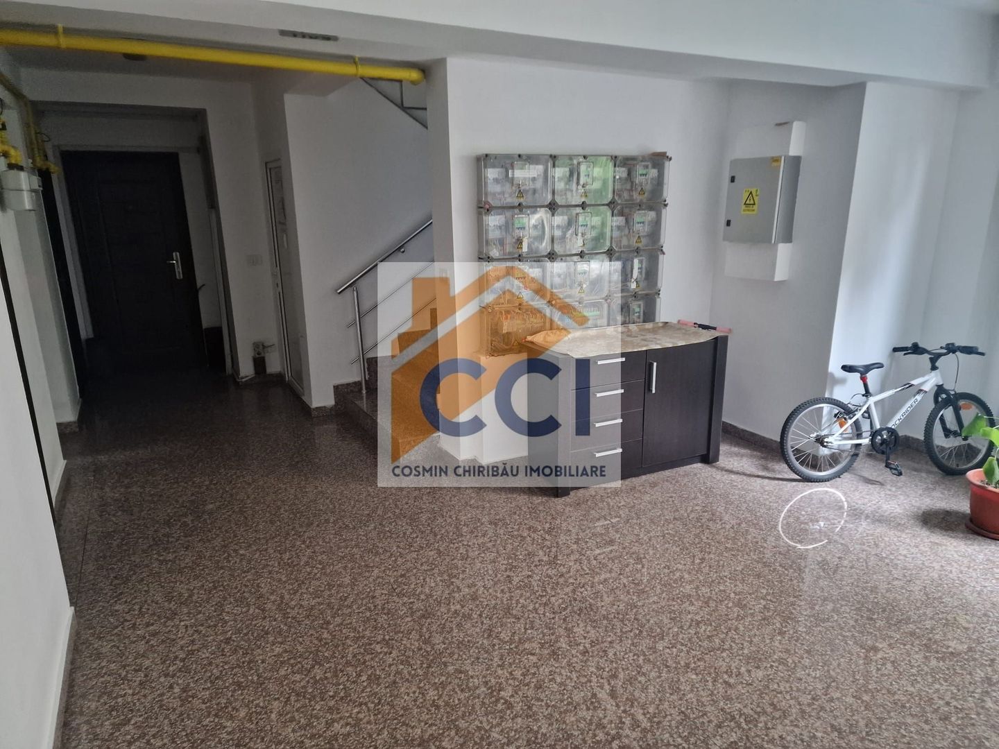 Garsonieră open-space de închiriat - Poză 13