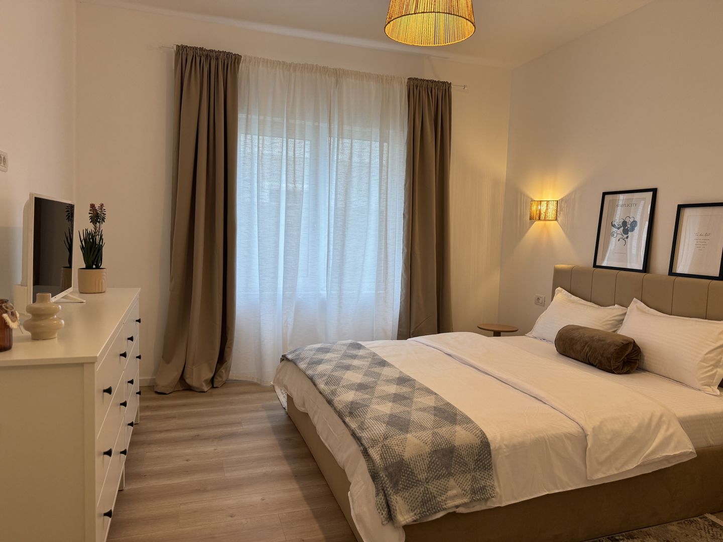 Apartament exclusivist cu grădină — confortul unei case - Mosnița Nouǎ - Poză 21