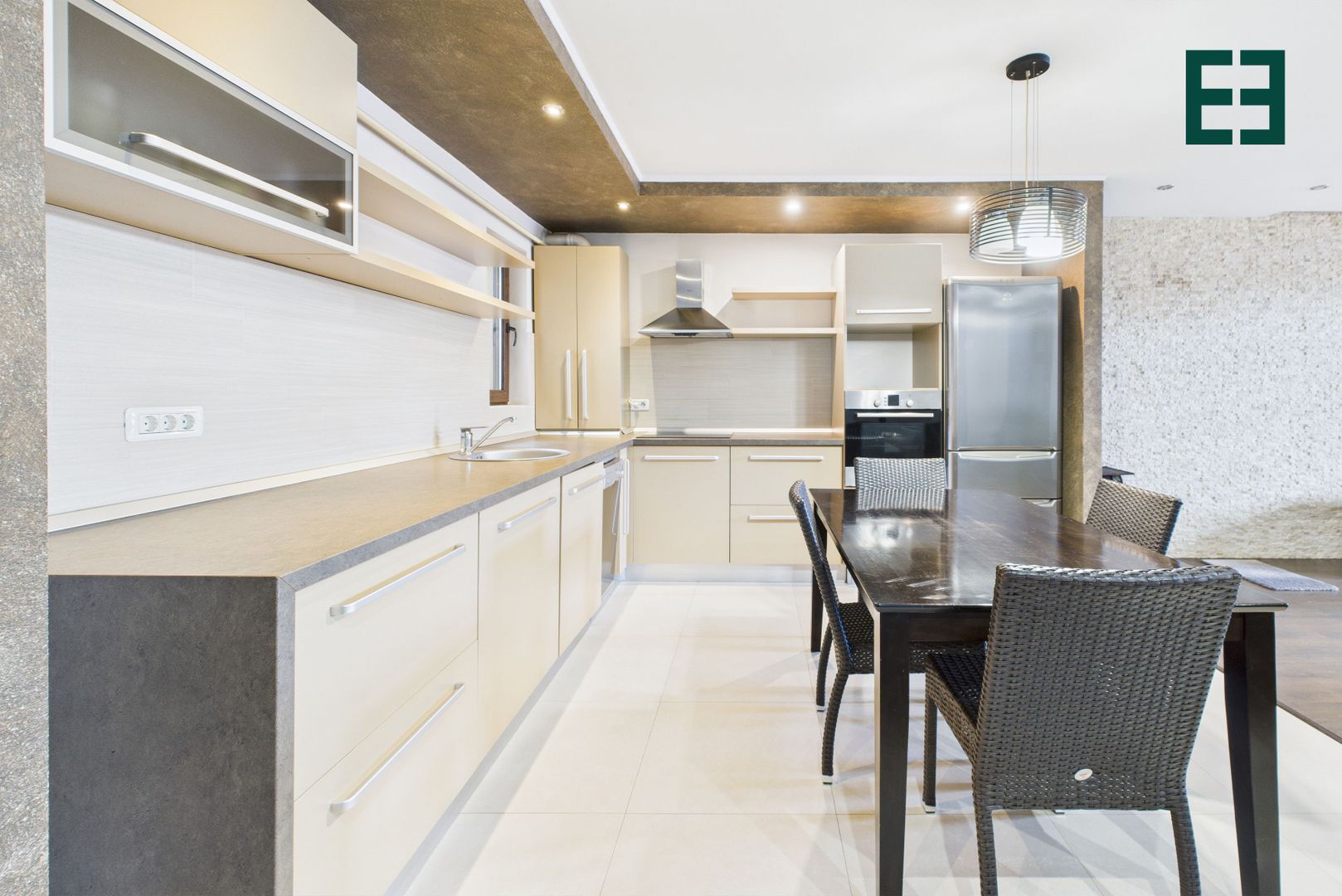 Apartament cu 3 camere etajul 1 cartierul Aradul Nou - Arad - Poză 12