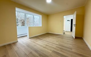 3 camere,renovat, etaj intermediar, Piața Flora - Poză 1