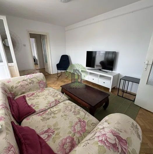 Apartament cu 2 camere pe str Septimiu Albinii Gheorgheni - Poză 2