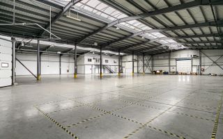 Hala industriala de vanzare Arad  1857 mp, Pret Nou! - Poză 1