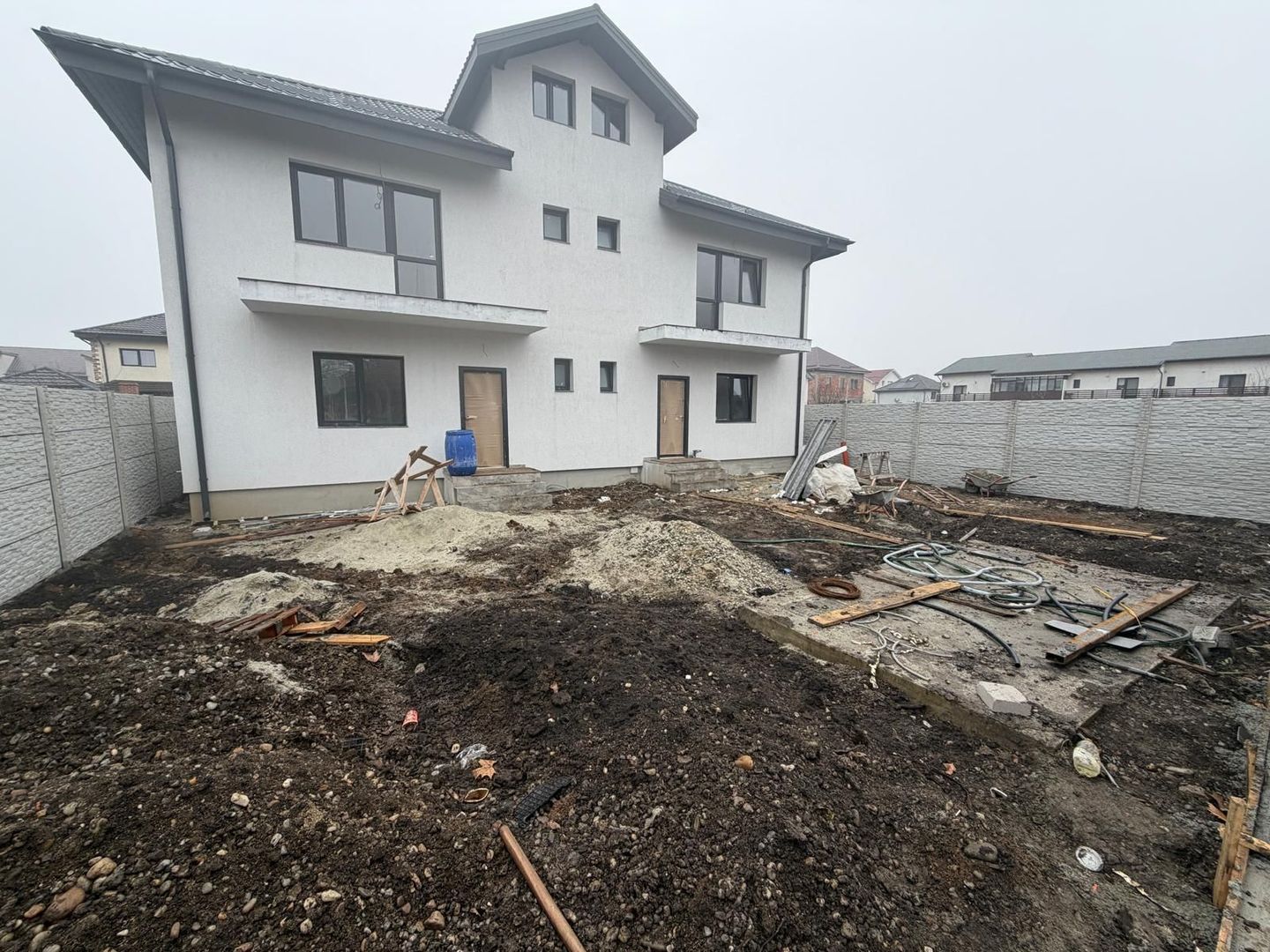 CASA TIP CUB BRAGADIRU, INCALZIRE PARDOSEALA, TEREN 185 MP, COMIS 0% - Poză 1