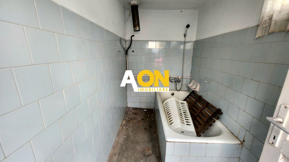 De vanzare casa 3 camere, 719mp teren, Cetate - Poză 11