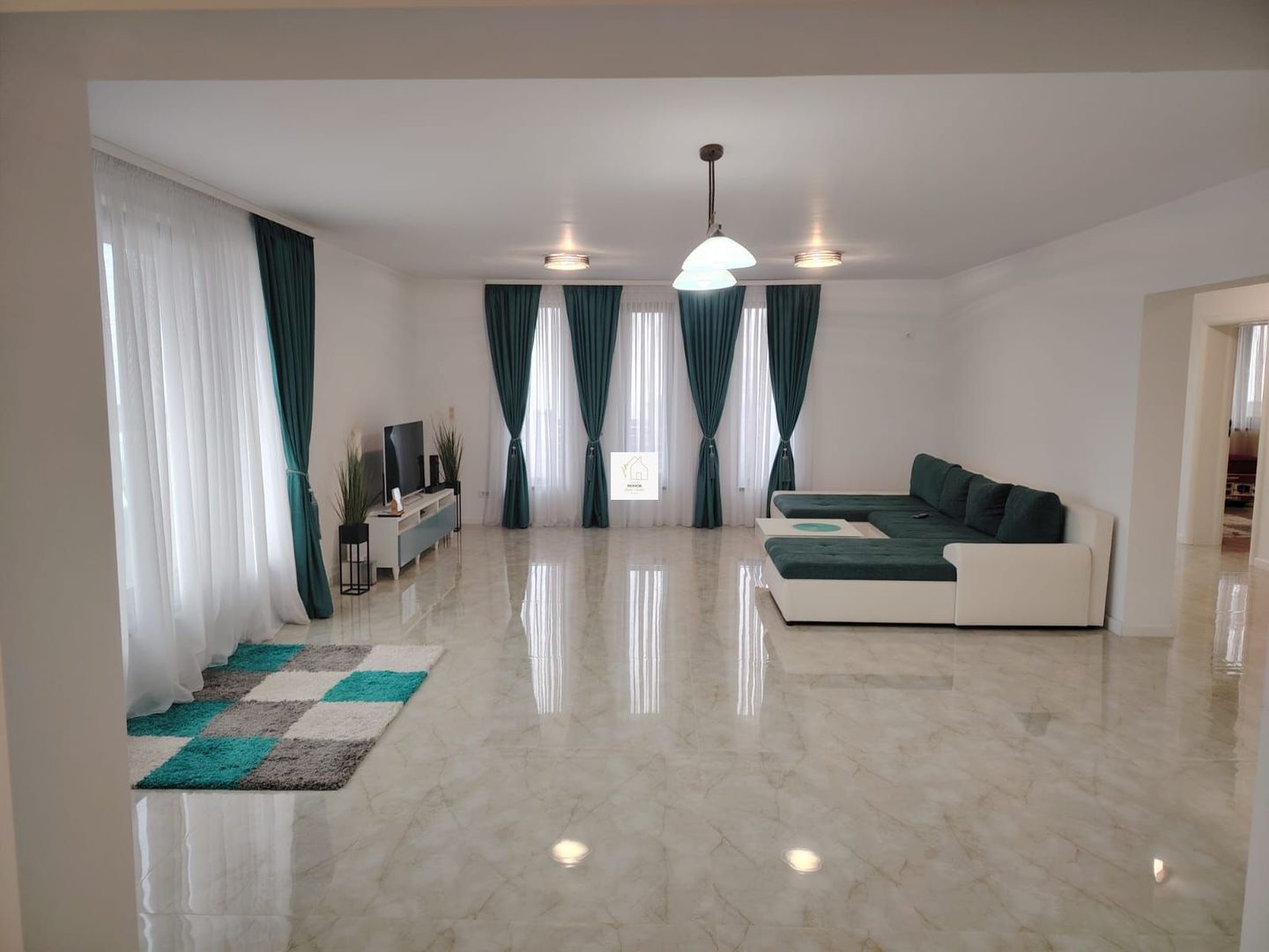 Casa 4 camere Manastirea Crevedia - Poză 4