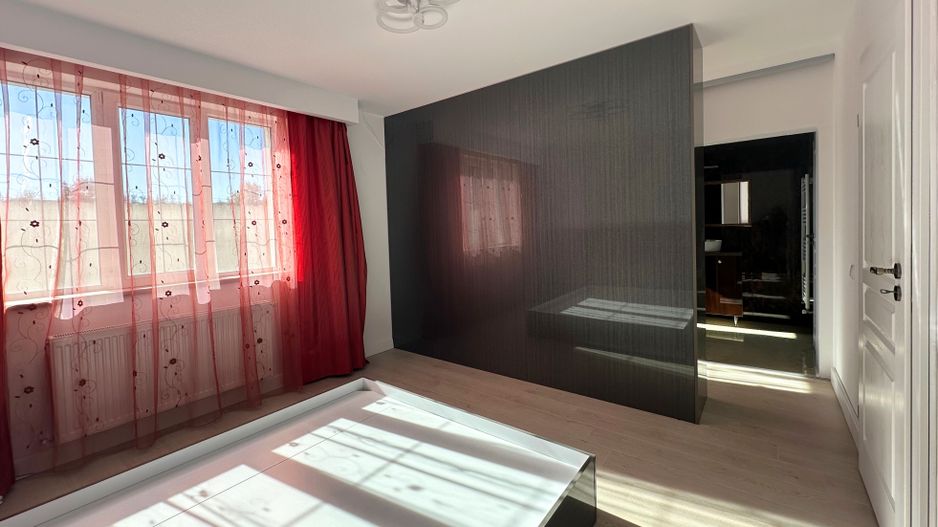 Vânzare casă 5 camere nouă elegantă și spațioasă în Hărman - Poză 10