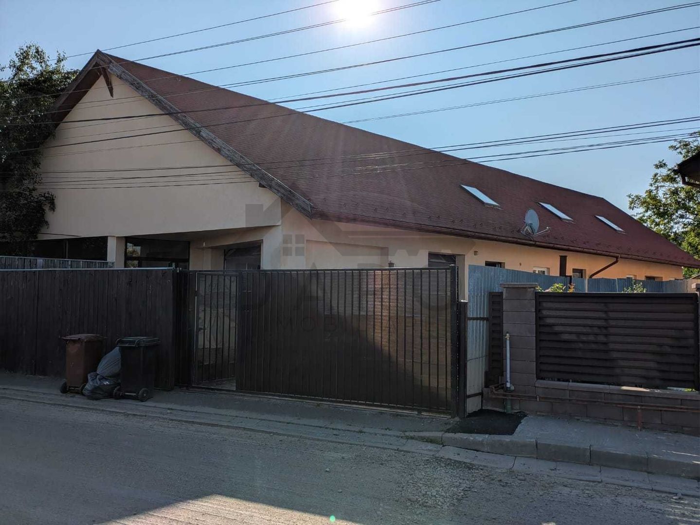 Locul unde casa ta și visul tău de afacere pot prinde viață împreună! - Poză 1