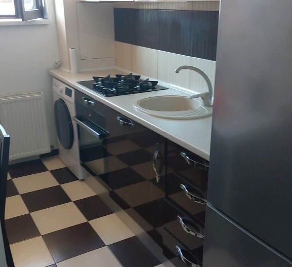 BRASADAS închiriază ap 2 cam la DEMISOL în CONFORT URBAN. - Poză 5