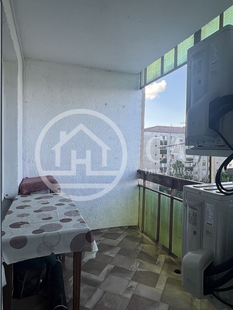 Apartament cu 4 camere de vanzare in Rogerius Oradea - Poză 11