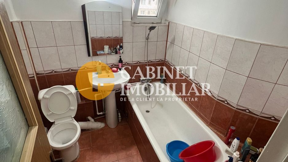 Zona DACIA - Apartament 4 Camere Decomandat- 2 Bai - 90 MP - Poză 6