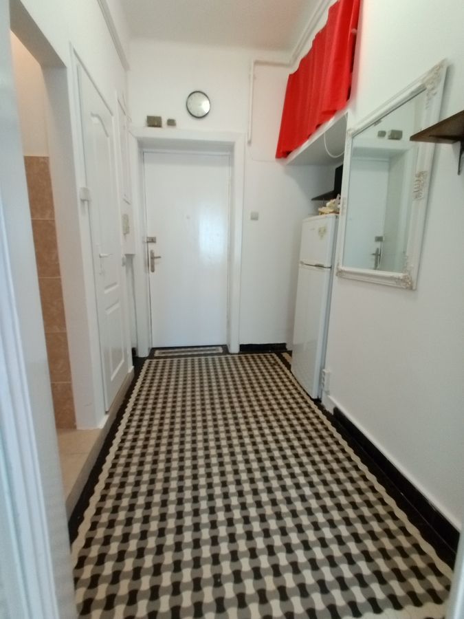 Închiriez garsonieră, Unirii - 13 septembrie, centrală proprie - Poză 4