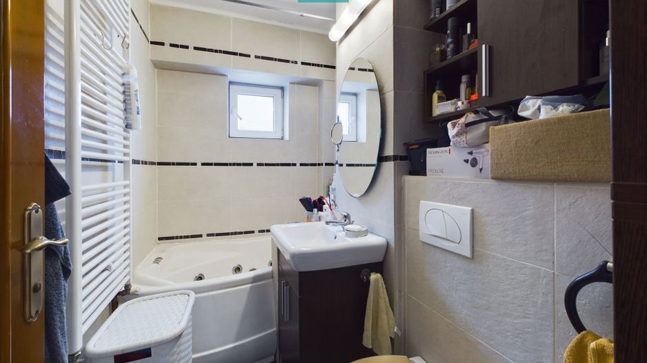 Apartament 3 camere, etajul 1, zona Alfa - Poză 9