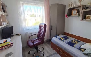 Apartament 3 camere decomandat - Poză 3