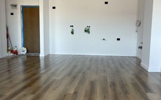 Apartament modern cu 2 camere, finisat recent. Locatie Excelenta ! - Poză 4