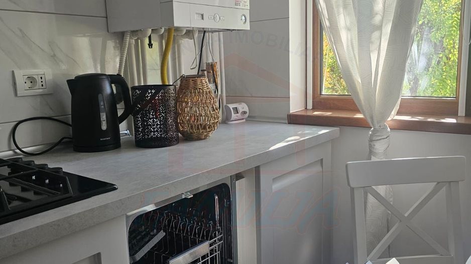 De vanzare apartament 3 camere, Tiglina 1, 61 mp, 88.000 Euro - Poză 8