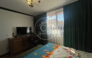 Casă de vânzare cu 4 camere în Cartierul Tineretului, Oradea - Poză 14