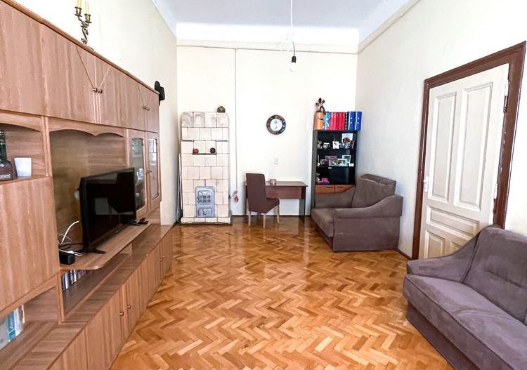 BRASADAS vinde ap 2 cam în Centrul Vechi al oraşului Satu Mare - Poză 5