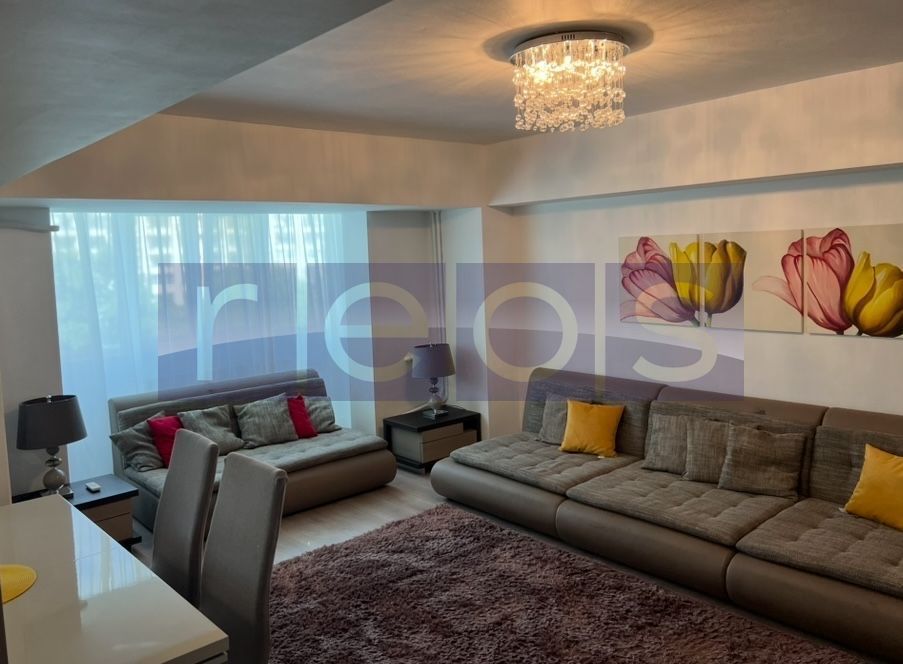 VANZARE -3 CAMERE - DECOMANDAT -UNIRII - Poză 1