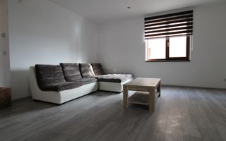 3 camere, 2 bai, la 10 minute de Spitalul judetean, centrala proprie - Poză 2