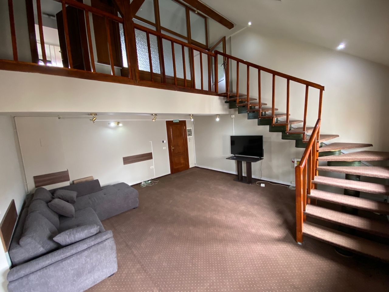 Apartament P-ta Unirii 4 bedrooms - Poză 1