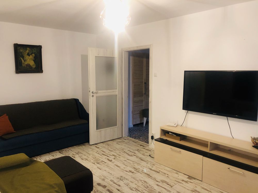 Apartament 2 camere spațios, modern, zonă excelentă Basarabia - Poză 1