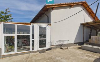 Casă retrasă Pișchia – 4 camere, teren 920 mp - Poză 59