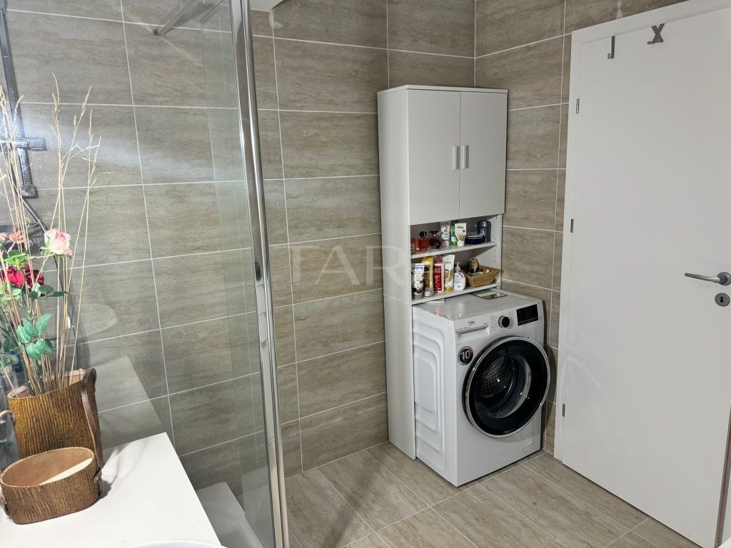 Modern, zona Cetatii, apartament cu 2 camere și balcon generos. - Poză 5