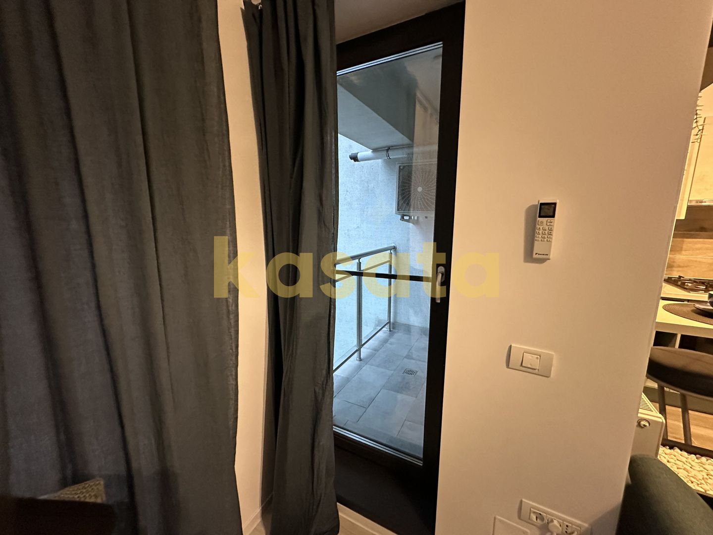 Garsonieră | Grozăvești | Metrou | Etaj Intermediar - Poză 12