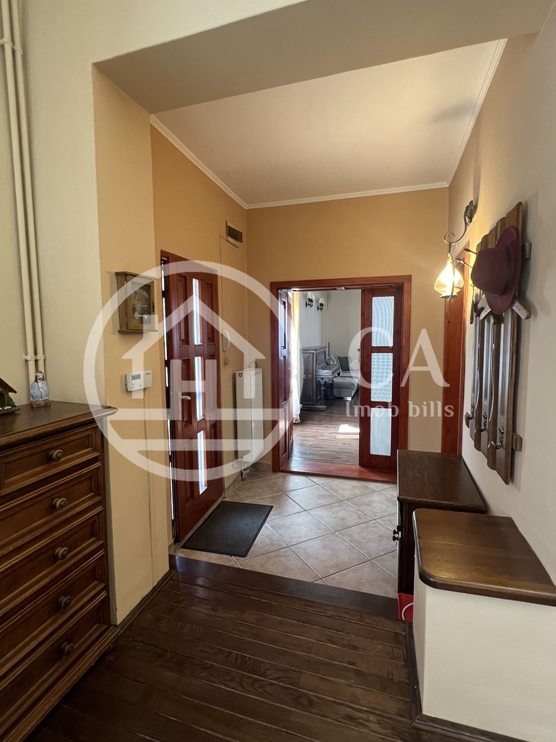 Casa cu 5 camere de vânzare in zona Centrala, Oradea - Poză 9