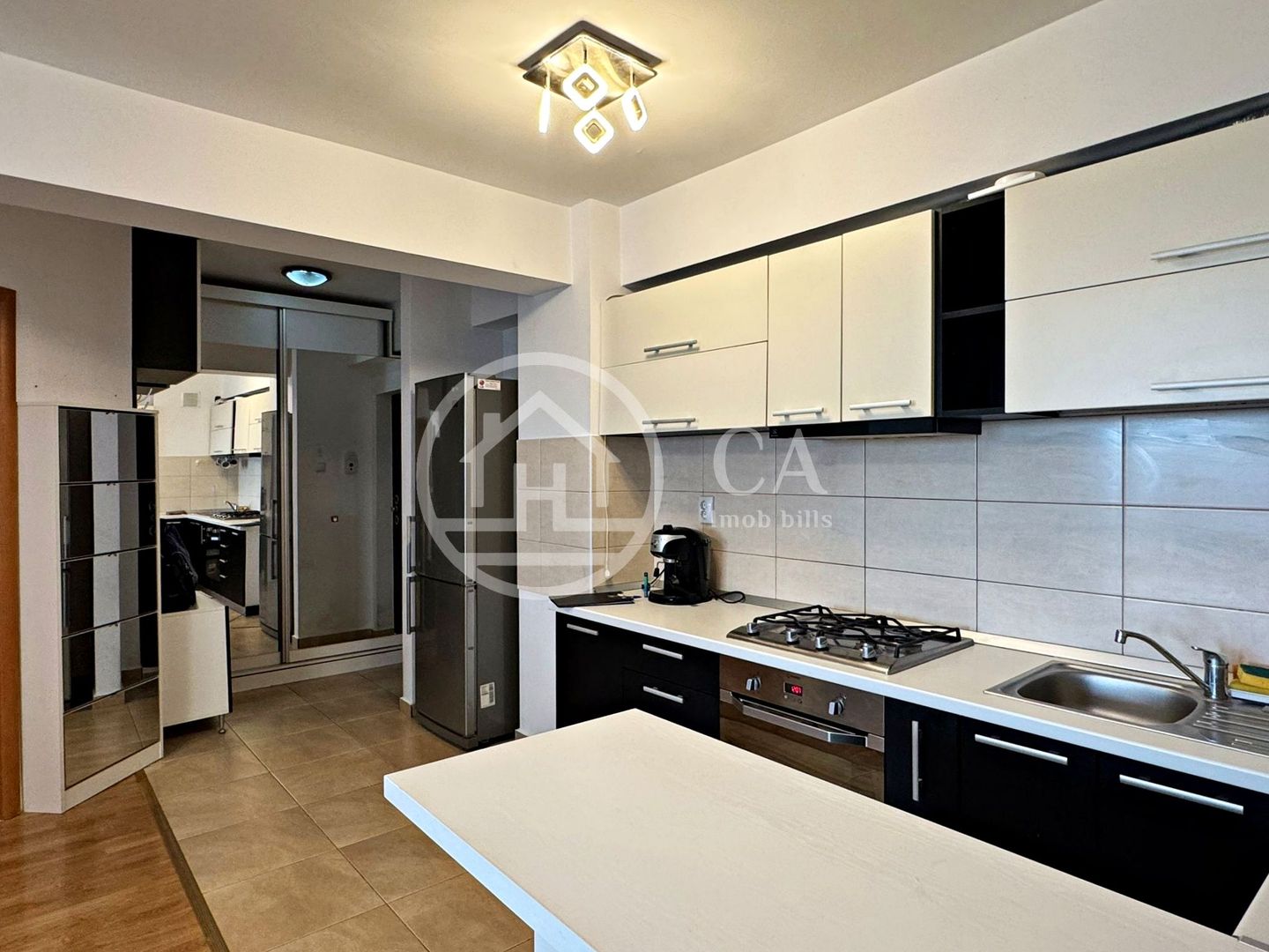 Apartament de închiriat cu 3 camere în zona PRIMA NUFARUL, Oradea - Poză 4