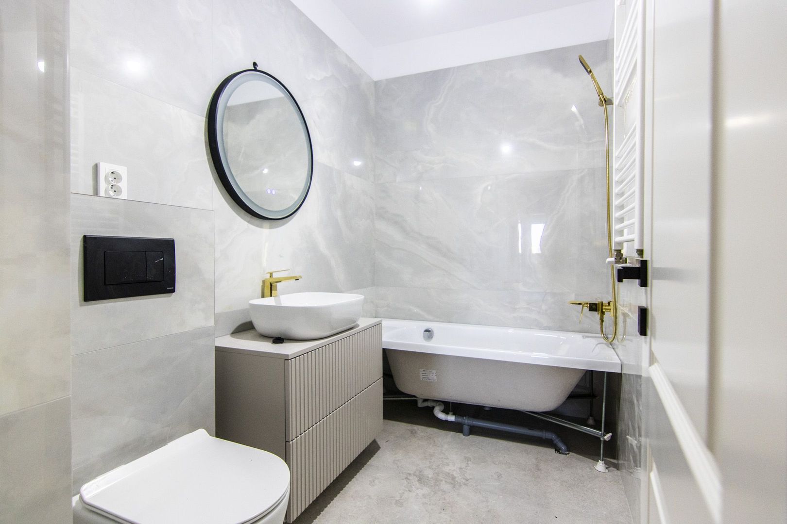 Apartament cu 4 Camere | 170 mp | 42 mp Terasa | Militari | Metrou Pacii - Poză 24