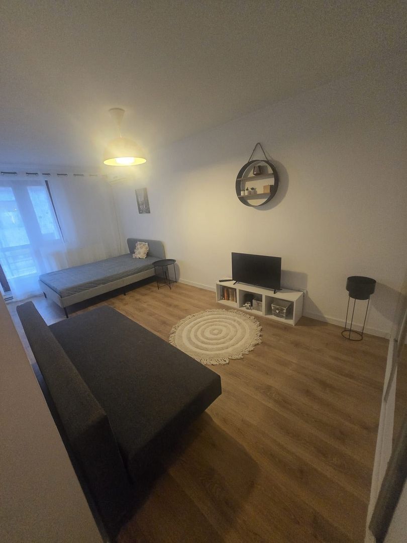 Garsonieră Floreasca | Barbu Văcărescu | Tei - Poză 1