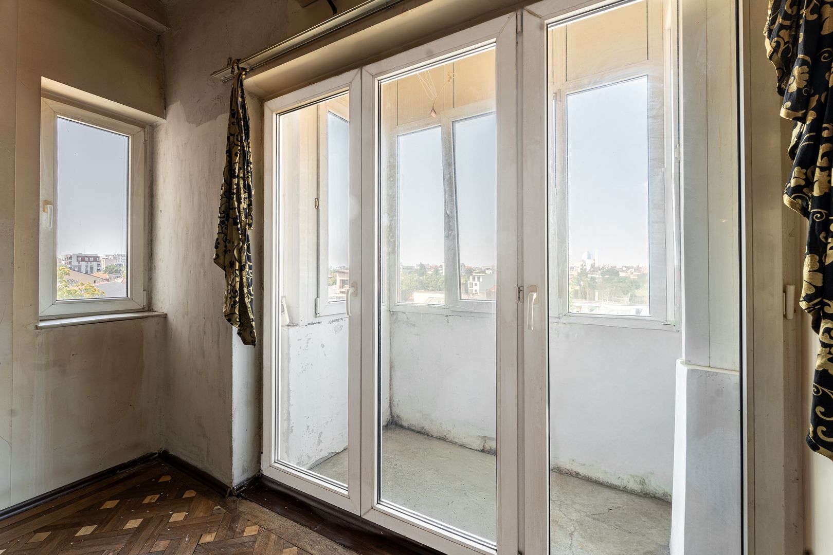 Apartament cu 4 camere - Calea Călărașilor - Metrou Piața Muncii - Poză 14