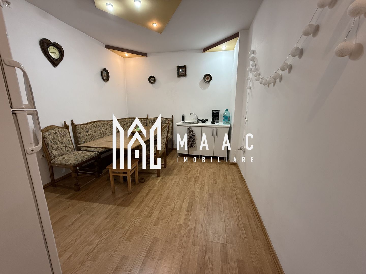 Casa individuala | 7 Camere cu baie proprie | Promenada - Poză 12