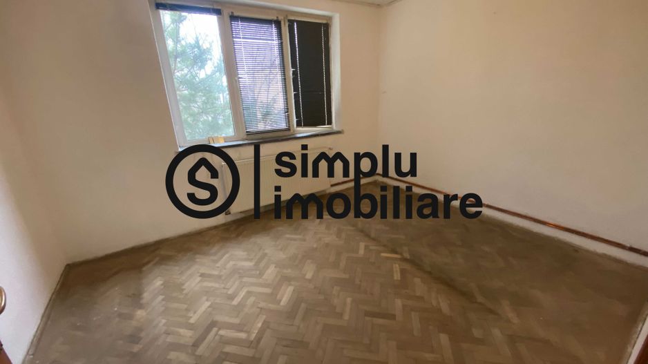2 camere decomandate, etaj 2/4, cofetaria Sweet Escape - 95 000 Euro - Poză 2