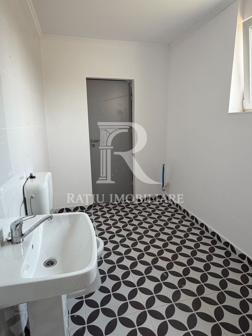 Casa 3 camere | Renovata Recent | Curte | Episcopia | Oradea - Poză 12