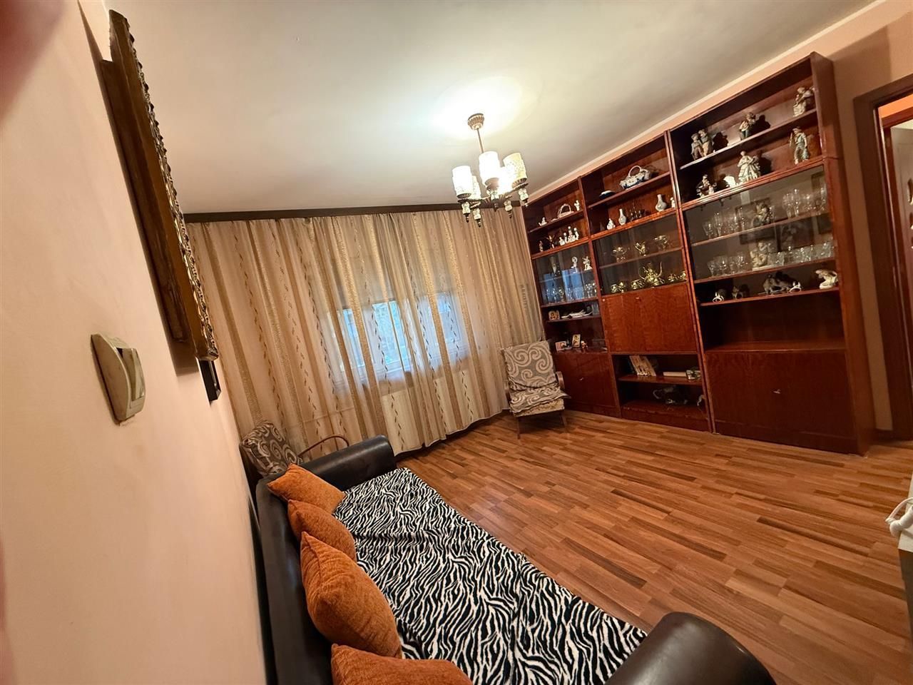 2 camere confort 1 zona Dambovita parter inalt mobilat si utilat - Poză 13