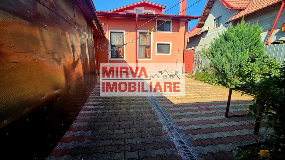 🏡 Casă spațioasă cu 9 camere în Strejnicu – pentru locuință, birouri - Poză 31