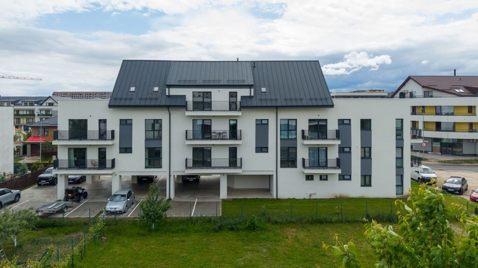 Apartament nou - loc parcare acoperit  inclus - Poză 2