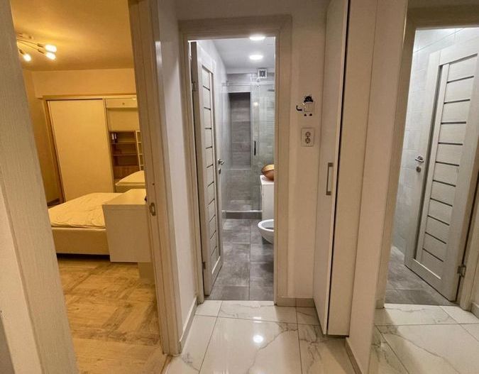 Închiriez apartament 2 camere modern, Nerva Traian, renovat - Poză 5